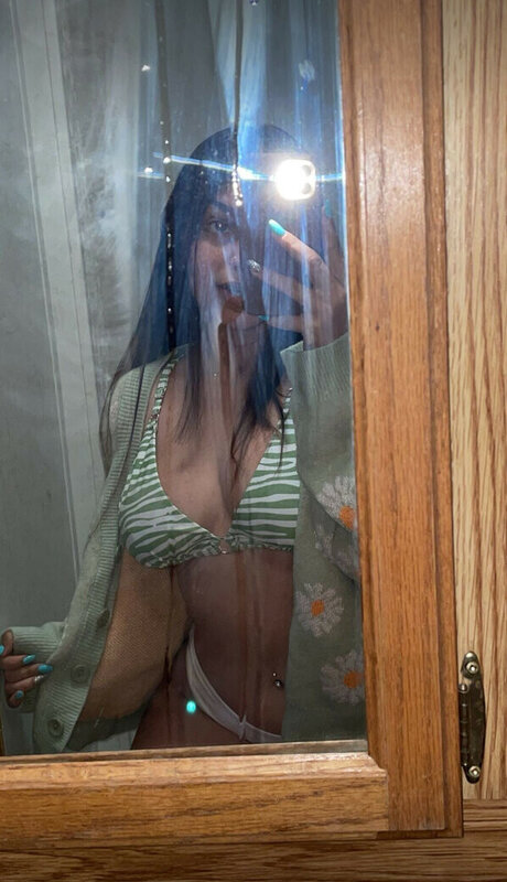 Daisyyyraeee model nice pictures