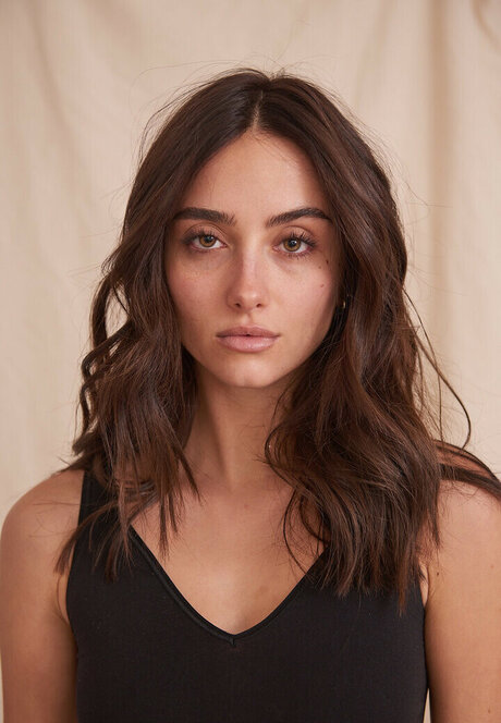 Elsa Couturier hot pornstar pics