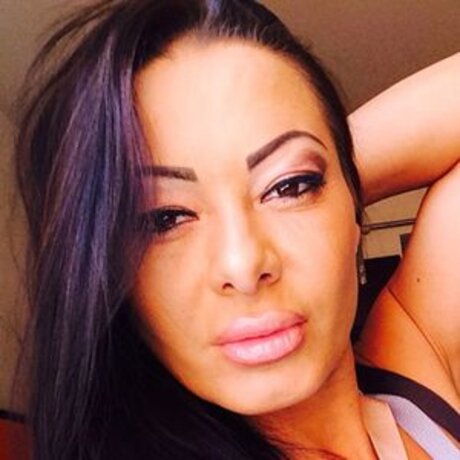 Sandra Romain star top pictures