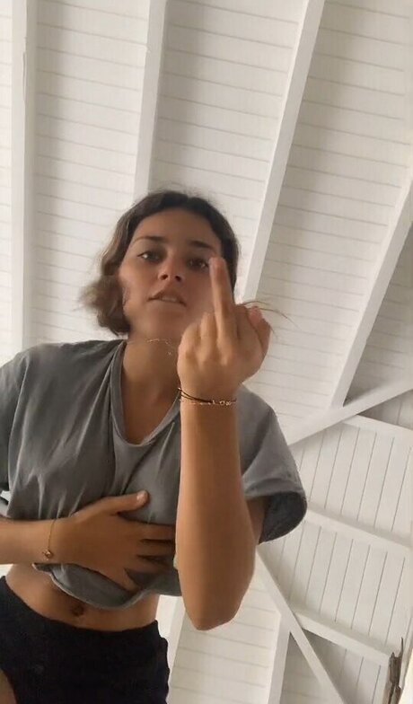 Vaea Brazier naked star picture