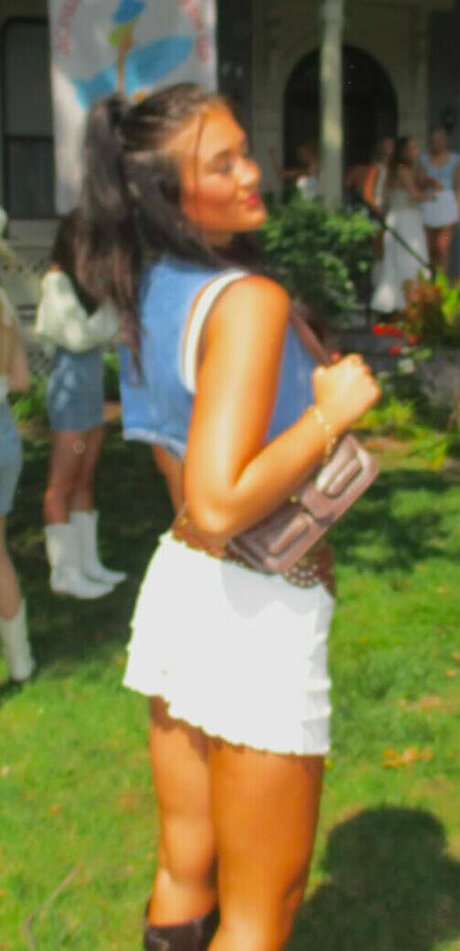 Lexi Mercile model picture