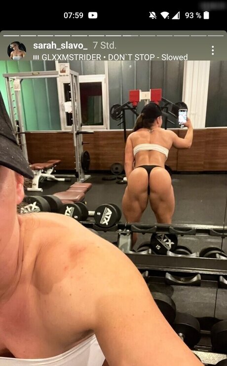 Sarah Slavotinek naked model galleries