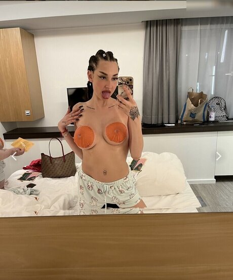 lischadelicious hot star picture