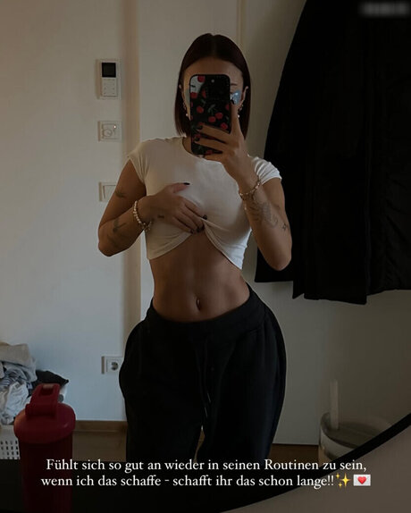 Hannaahcarolina beautiful pornstar image