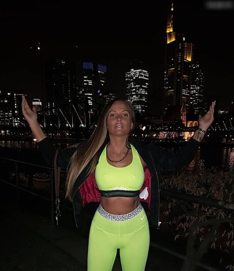 Schwesta Ewa star best images