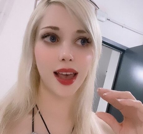 Marina Seren hd model pic