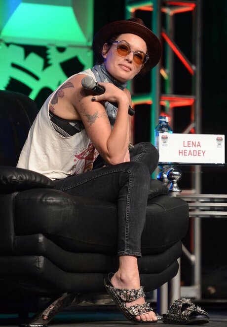 Lena Headey nude pornstar pics