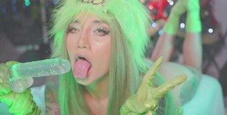 Kittymolly_ naked actress archive