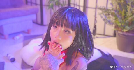 Kittymolly_ nude model archive