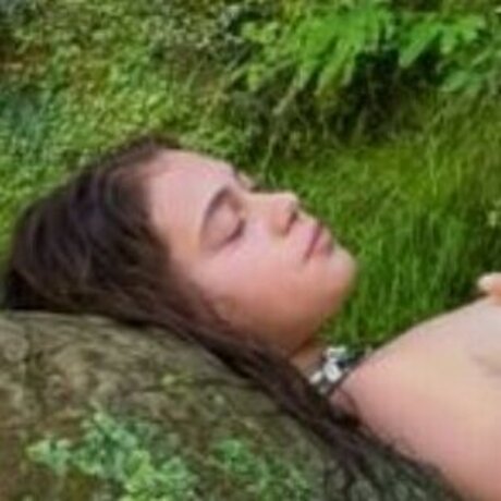 Leonie Buchegger perfect model picture