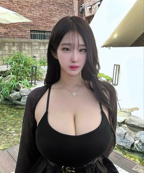 Dahee0326 Dh oh eb top star image