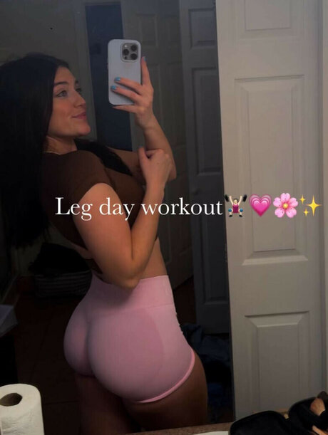 Gillian Waller erotic model picture