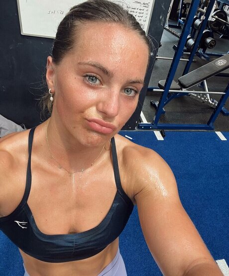 Aimee Cringle pornstar adult image