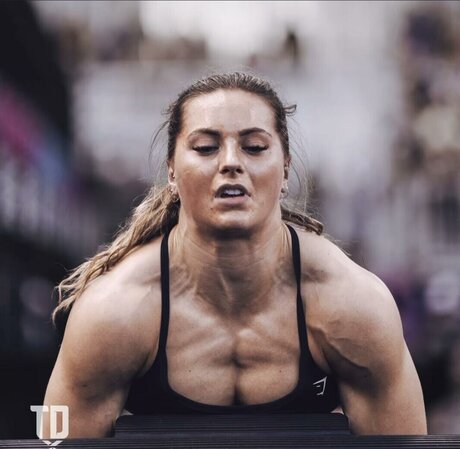 Aimee Cringle star images