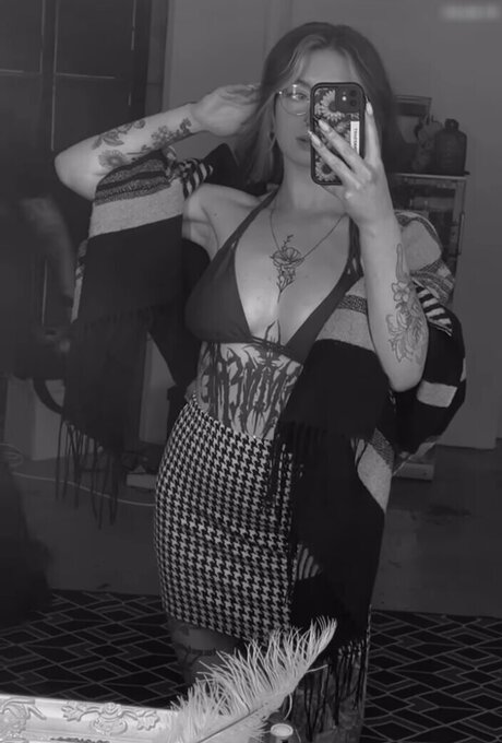 Kira Julie nice model photo