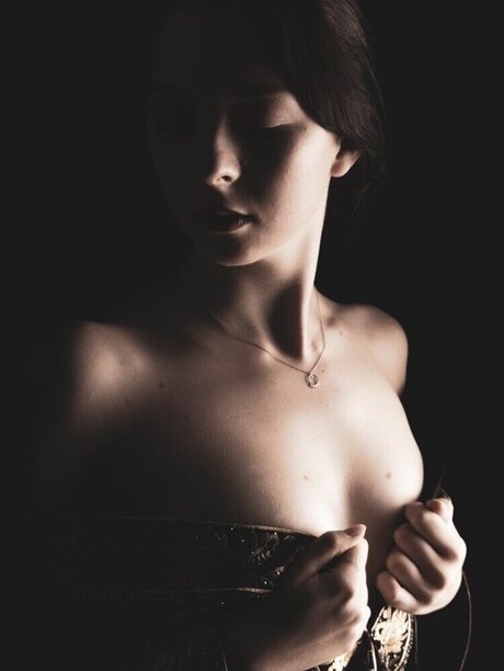 Hnnhofficial pretty star image