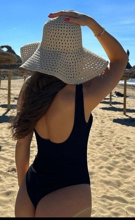 Chanel Silberberg hot model img