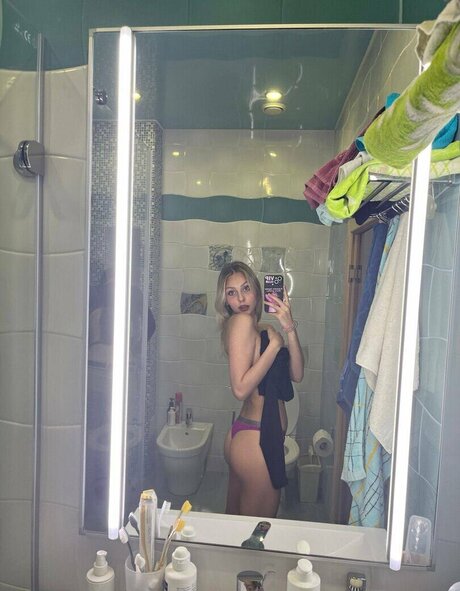 you fell in love sexy star gallery