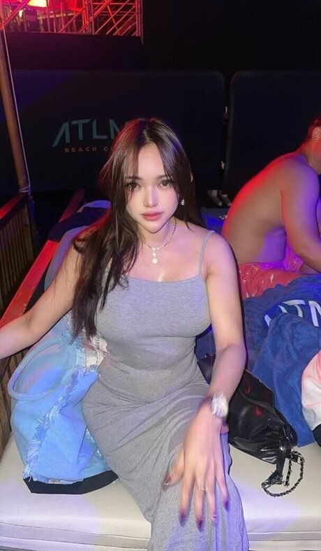 teen cumshot onlyfans pornos pictures