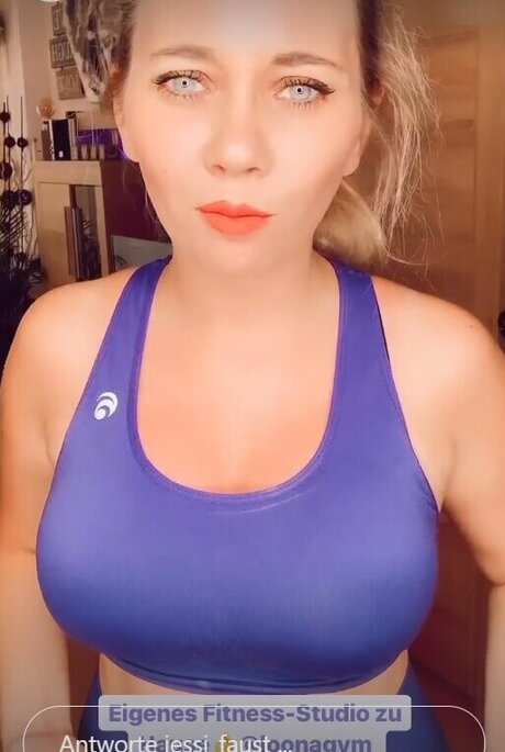 Jessi Faust pornstar pretty photos