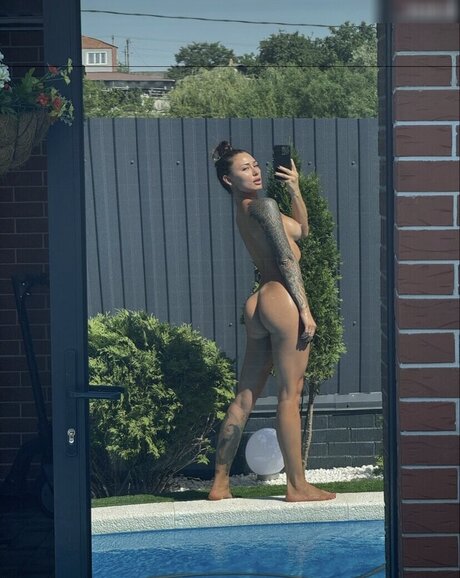 Kate Kolosovskaia free pornstar pics