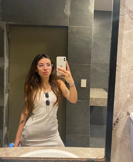 gemmastr star naked img