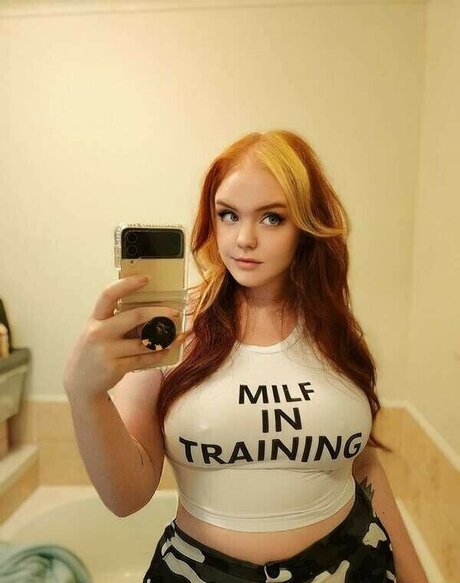 Elizabethdangerx pornographic star pic