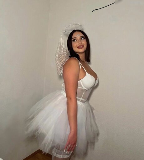 Jaseminra nude pornstar photos