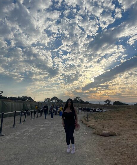 ashleyarambulaa model exclusive photos