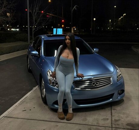 ashleyarambulaa naked actress images