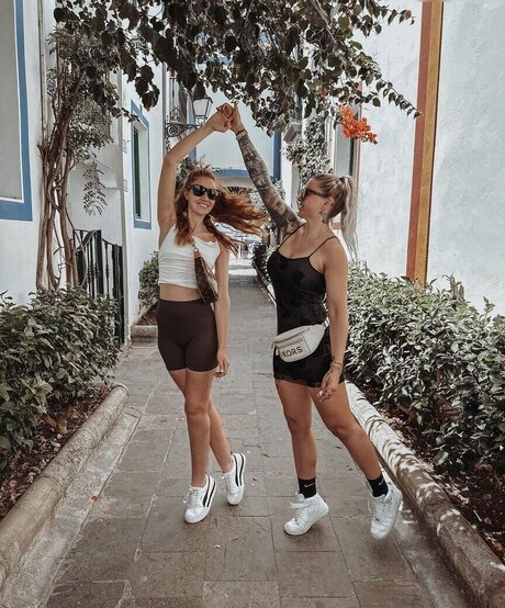 Sandra Hunke star naked pic