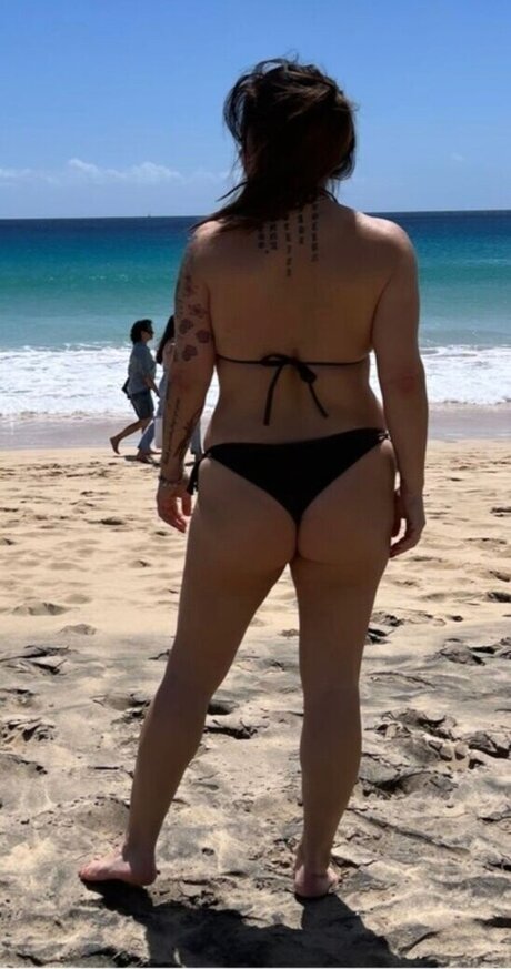 Daniela B chner top star pics