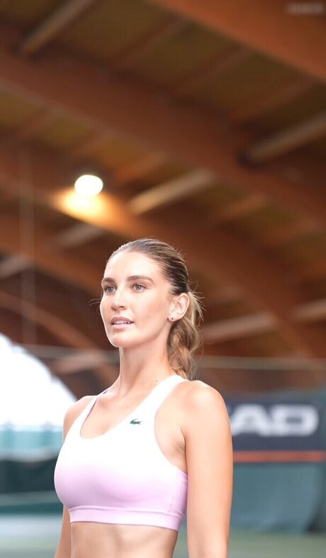 Susanna Giovanardi exclusive actress photo