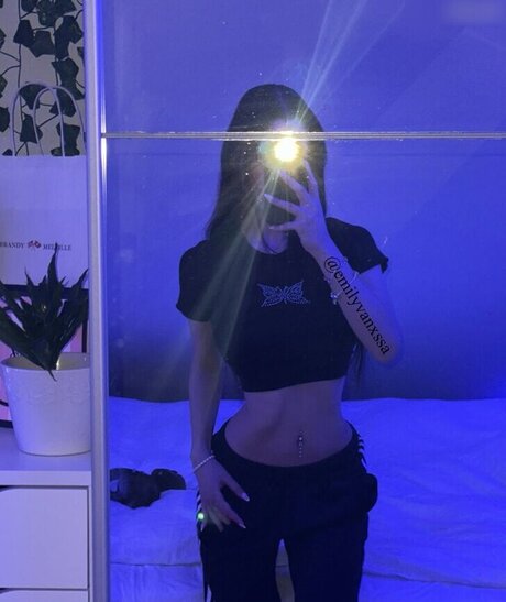 emilyvanxssa star perfect images