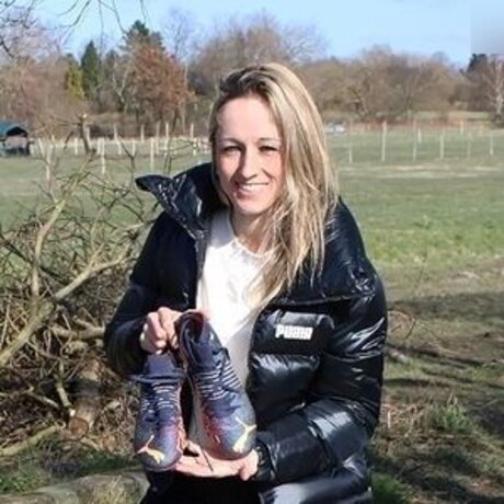 Kathrin Hendrich model picture