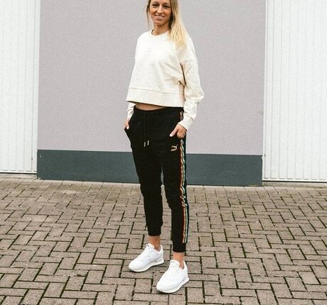 Kathrin Hendrich art star photo