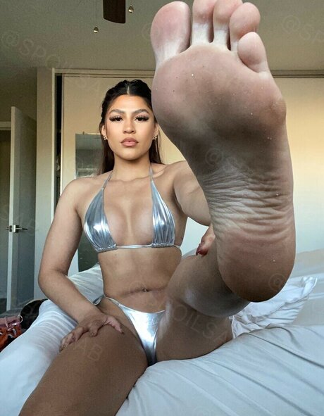 God Sab art star photos