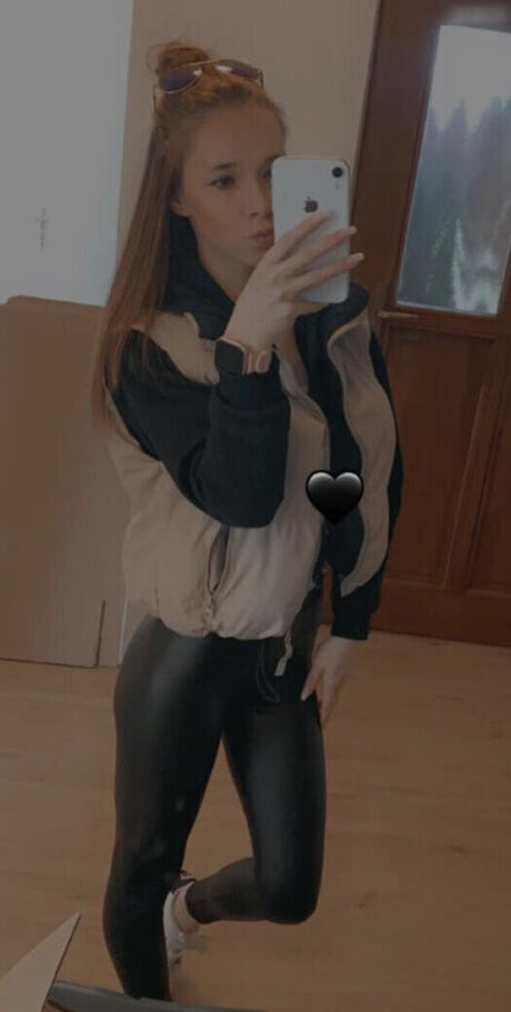 Mausistern pornographic star photos