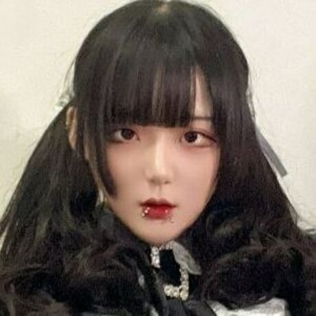 M 5g778182 adult actress pics