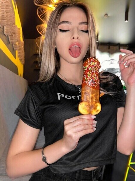 mommy of dragons model hot galleries