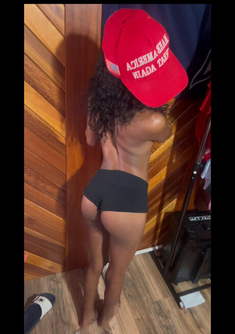 Magaprincesss star adult photo