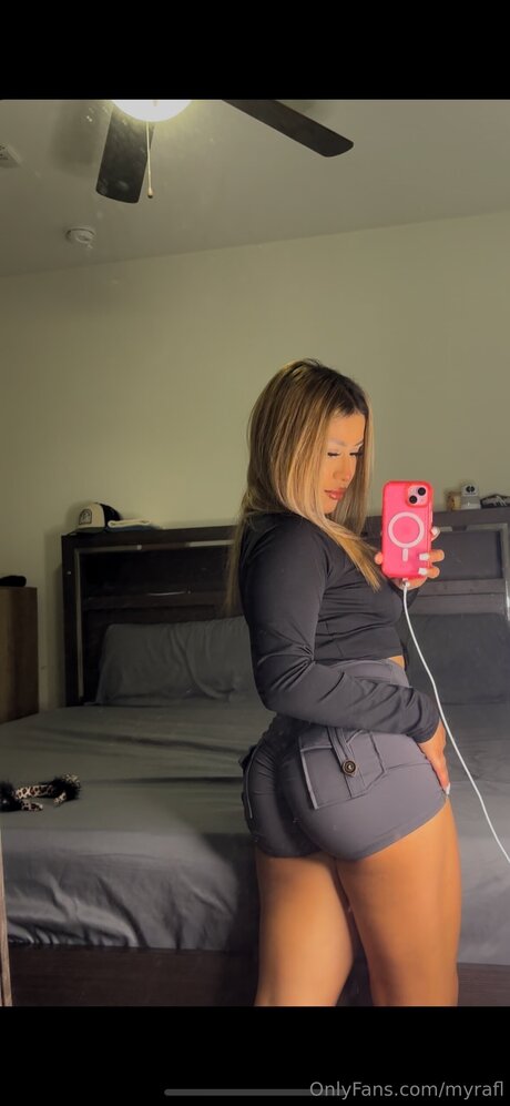 myrafl art star image