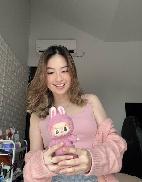 Swansage pornstar adult images