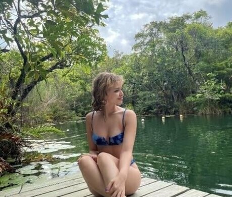 Gina Lynn adult star archive