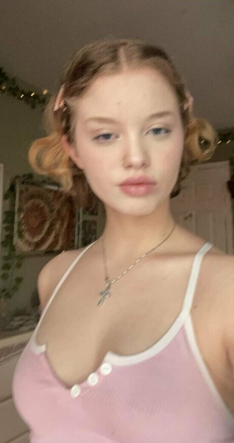 Gina Lynn star naked pics