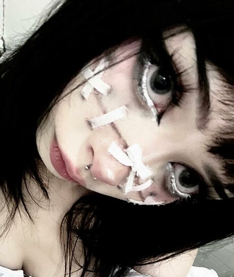 Sashad0ll naked star pics