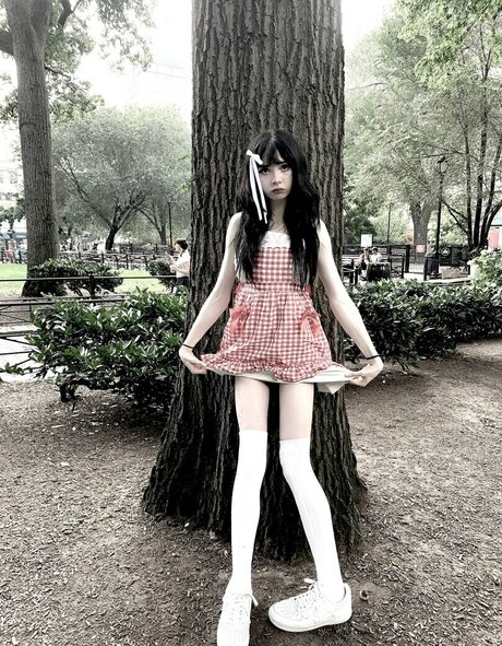 Sashad0ll model best photos