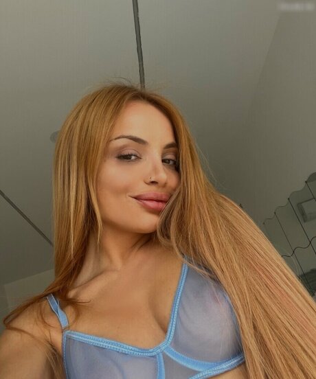 Lena Summer art star gallery