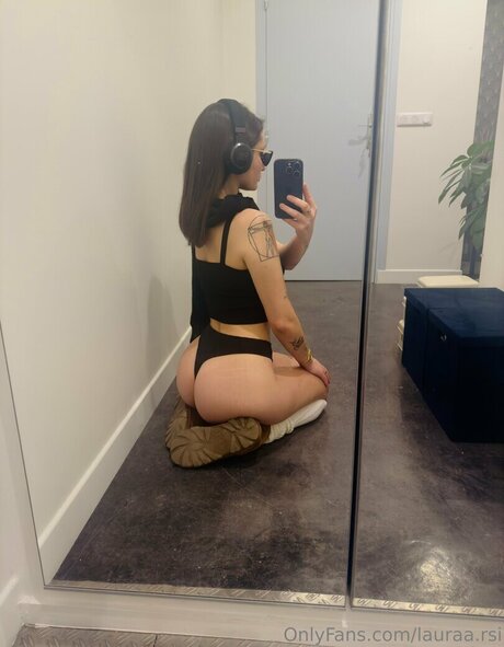 Lauraa rsi free star gallery