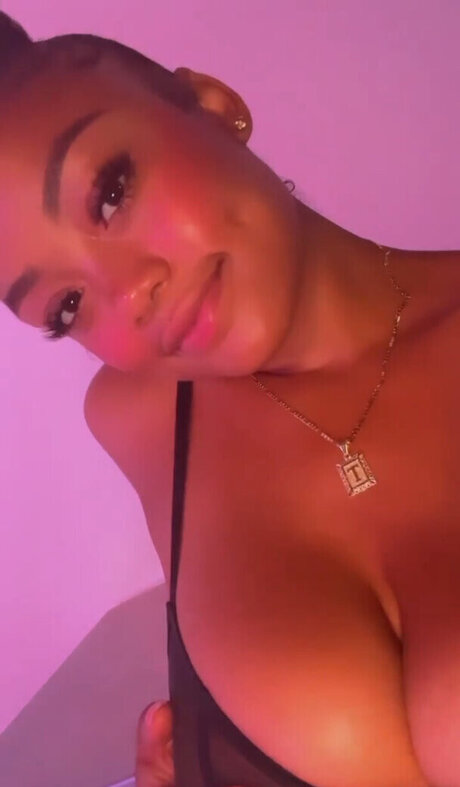 Taylor Banner pornstar high quality photo